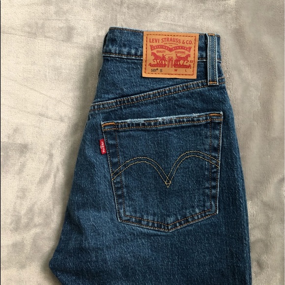Levi’s 501 Skinny Jean - Picture 4 of 4